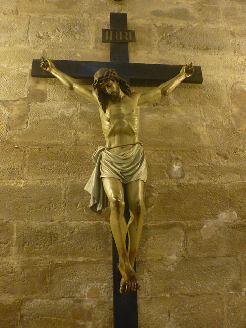 Monasterio de Santa María la Real de la Oliva Christ statue
