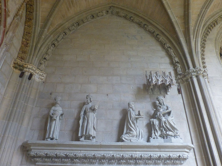 Catedral de Santa María la Real cloister Adoration of the Magi