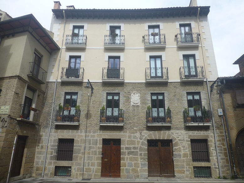 On Plazuela de San Jose