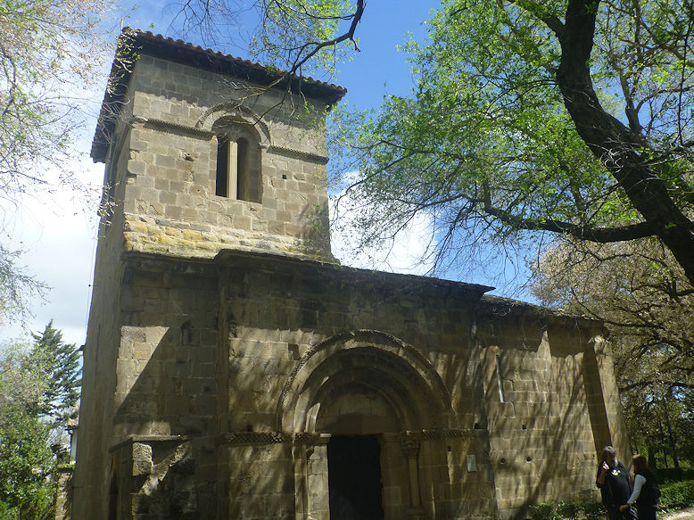 Iglesia de San Adrián de Vadoluengo