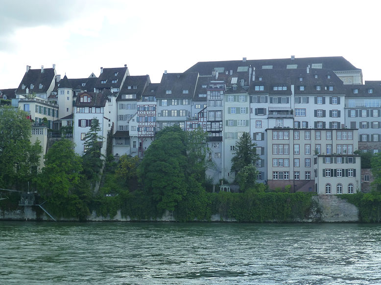 From Oberer Rheinweg