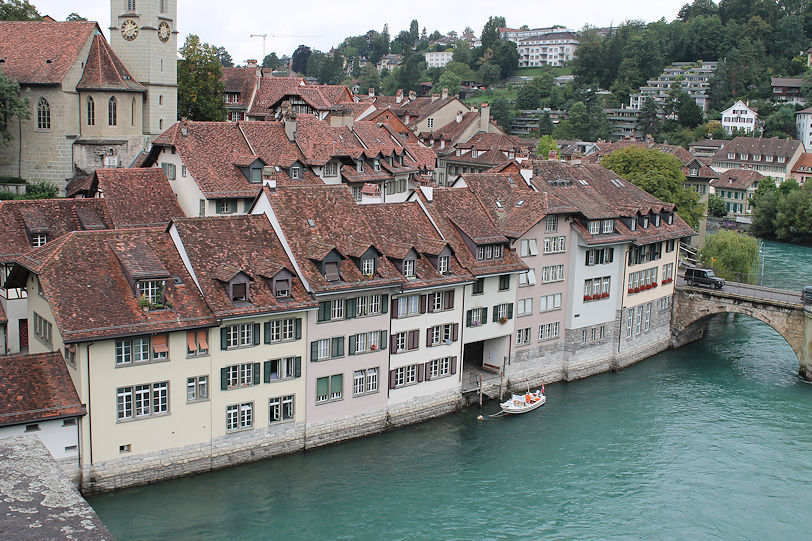 Houses along Aare