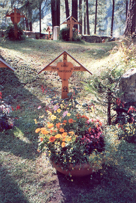 Ernst Haefliger's grave