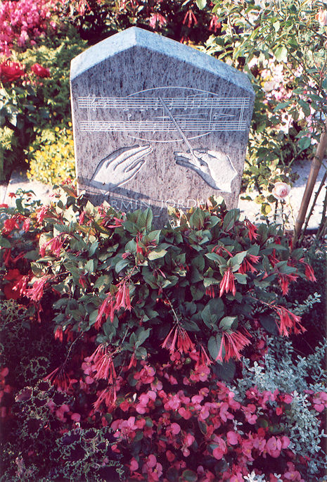 Armin Jordan's grave