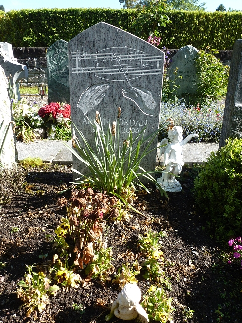 Armin Jordan's grave