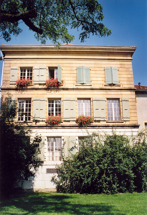 Corner Schlossgasse & Stadtgraben