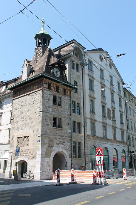 Tour du Molard
