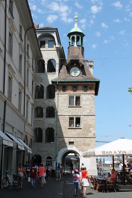 Tour du Molard