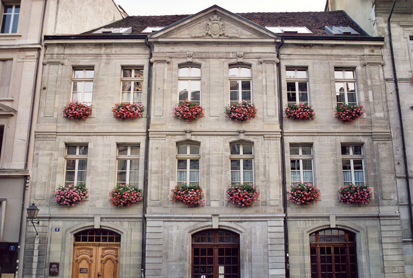 On Place de la Palud