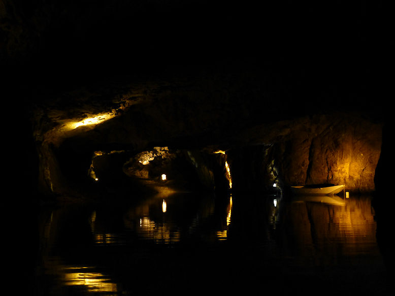 Lac souterrain de Saint-Léonard