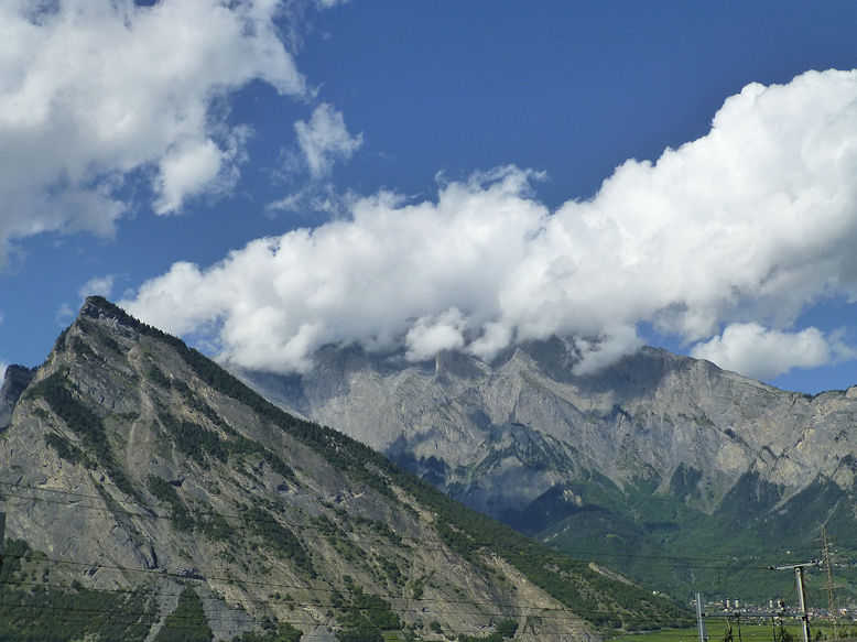 Surrounding mountains